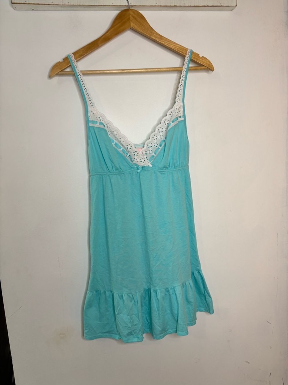 Victoria’s Secret Lace Eyelet Trim Turquoise Chemise Nightdress Women Intimates - Picture 7 of 7